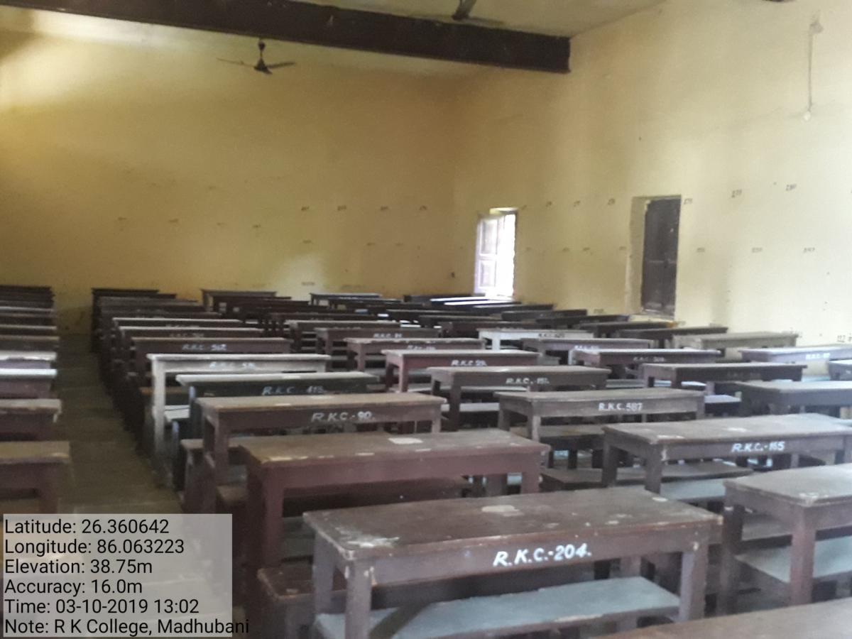 CLASS_ROOM_-10879c.jpg